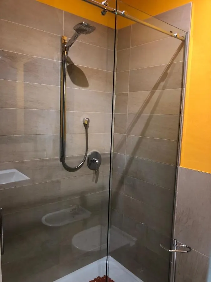 Il Castello - Appartamento In Zona Residenziale Модена Апартаменты