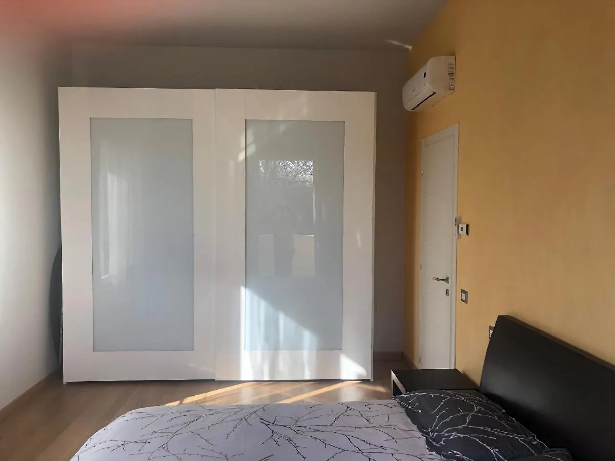 Апартаменты Il Castello - Appartamento In Zona Residenziale Модена Италия
